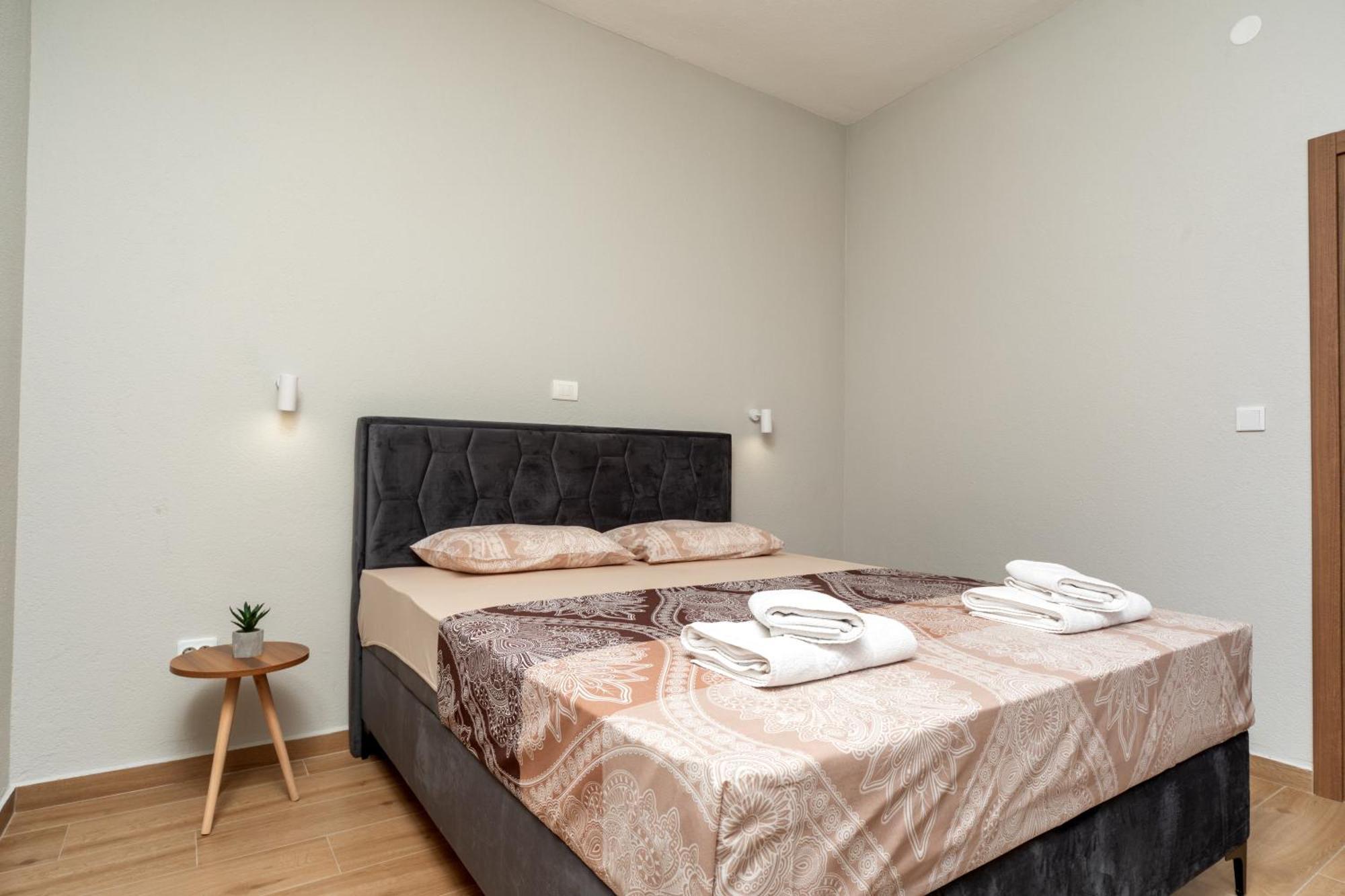 Apart Hotel Xxl Lux 도브라 보다 외부 사진